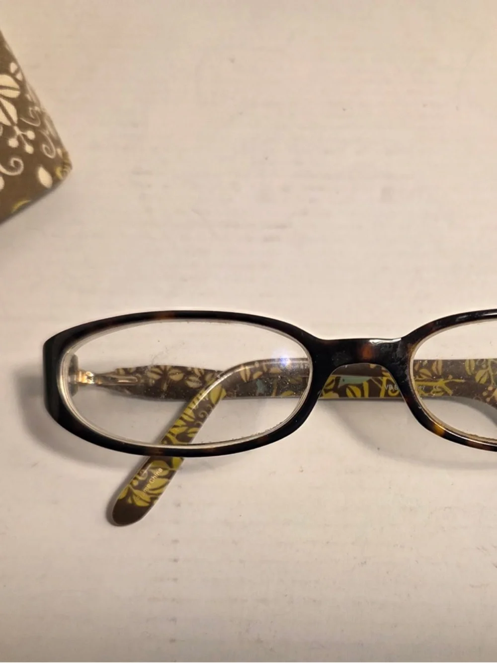 Vera Bradley Hard Glasses Case And Reader Set